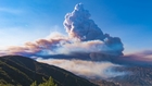 Stunning Timelapse Shows Towering Pyrocumulus Clouds Forming Over Rey Fire